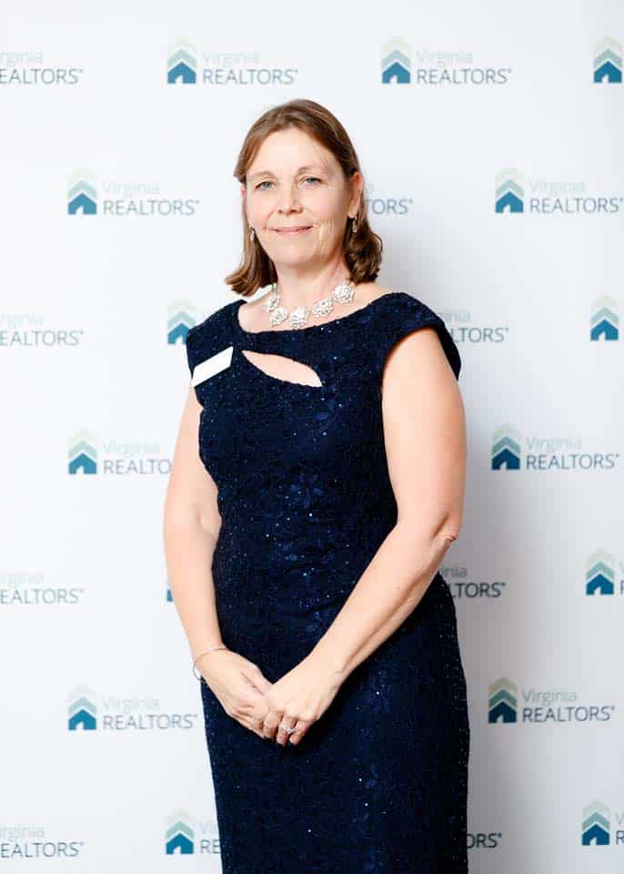 VA_Realtors_2018_StepRepeat031_1 Virginia REALTORS®